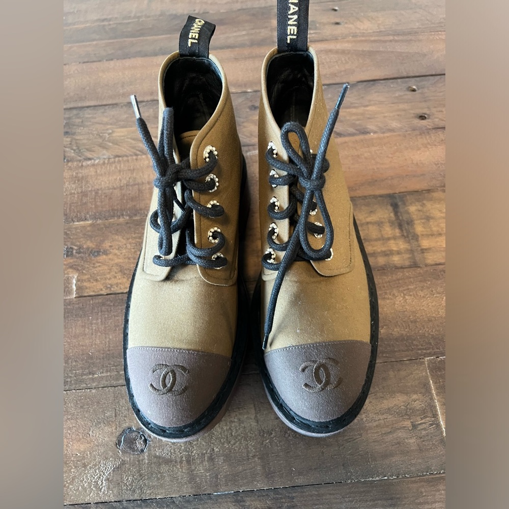 CHANEL Women’s Brown Lace Up Boot PREOWNED Size 38.5